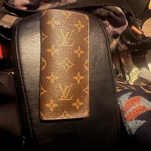 Lv sunglass case